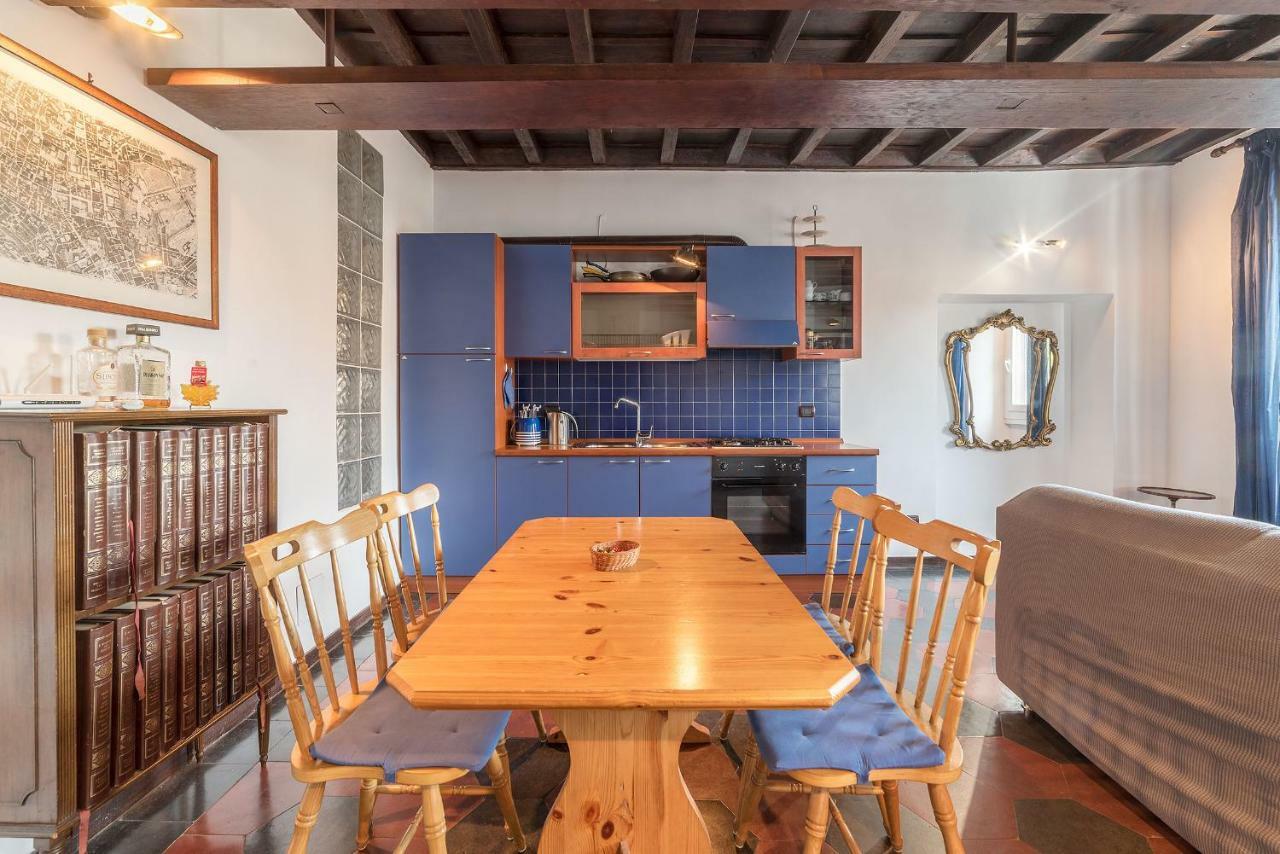 Colosseo & San Clemente Cozy Flat Rome Luaran gambar