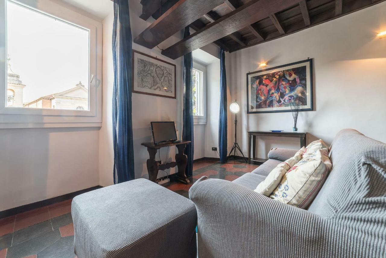Colosseo & San Clemente Cozy Flat Rome Luaran gambar