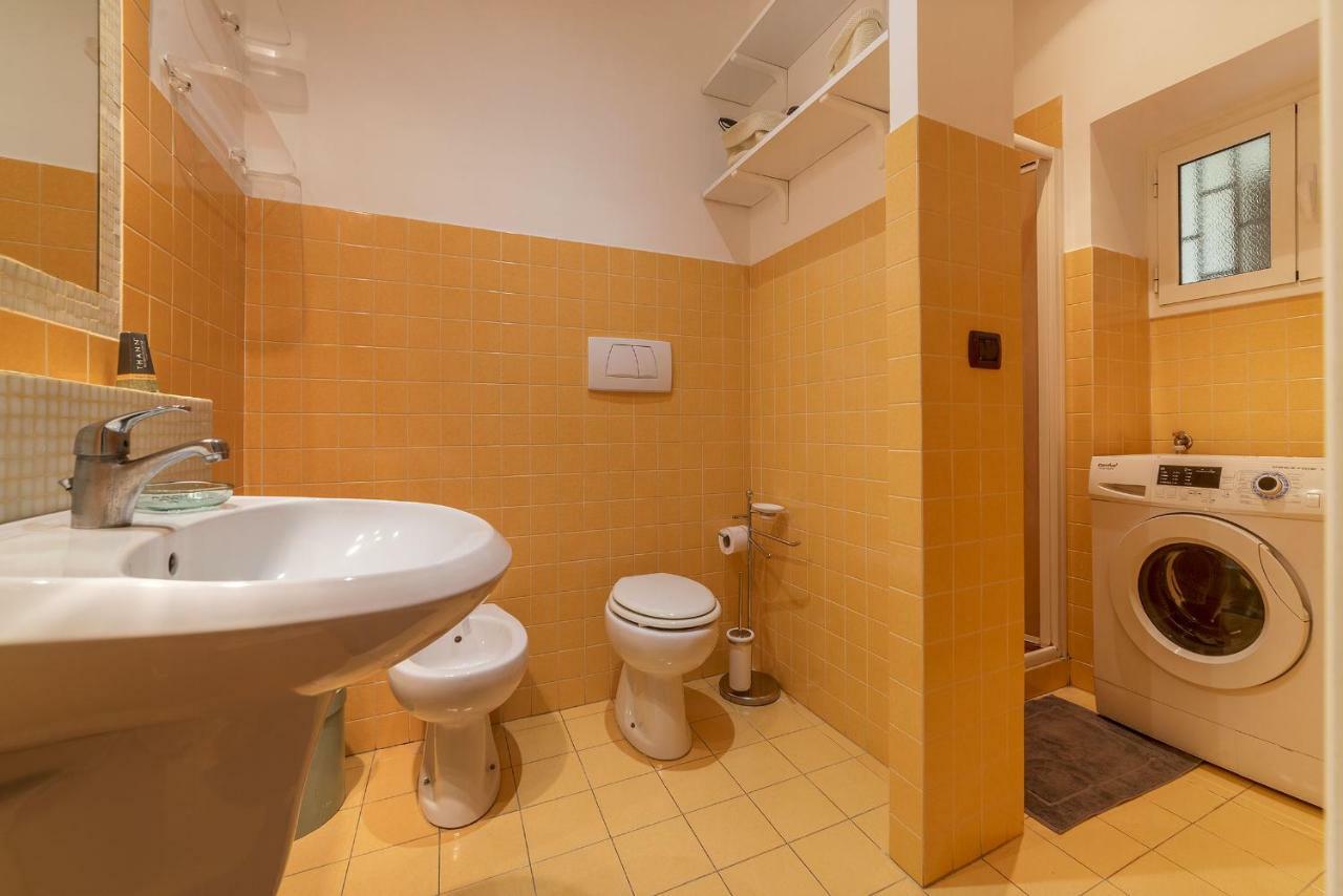 Colosseo & San Clemente Cozy Flat Rome Luaran gambar