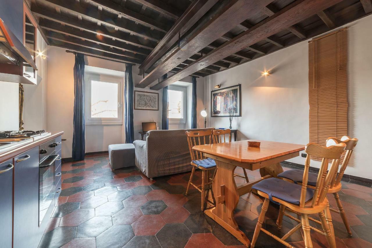 Colosseo & San Clemente Cozy Flat Rome Luaran gambar